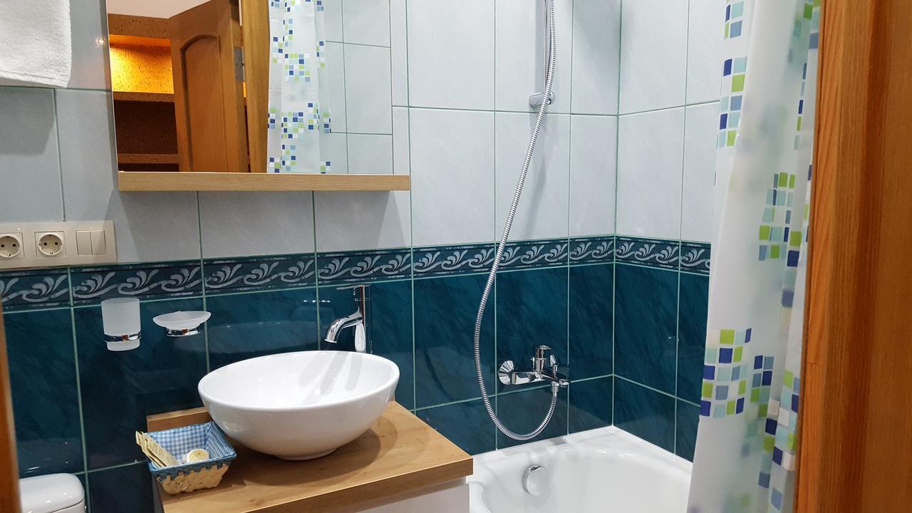 Soprano Apartment Лвив Екстериор снимка