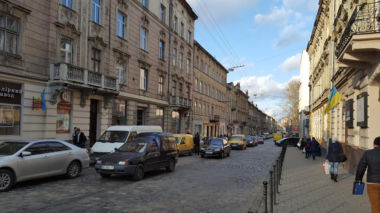 Soprano Apartment Лвив Екстериор снимка